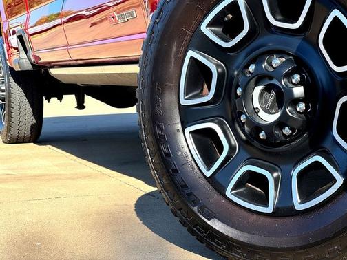 2024 Ford F-350 PLATINUM