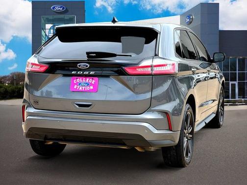 2022 Ford Edge ST LINE
