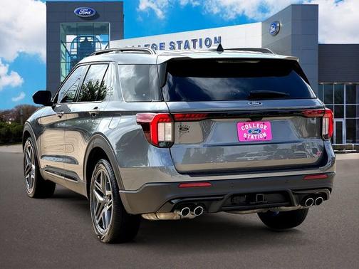 CARBONIZED GRAY METALLIC 2025 Ford Explorer ST