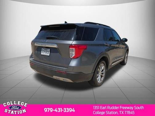 CARBONIZED GRAY METALLIC 2024 Ford Explorer XLT