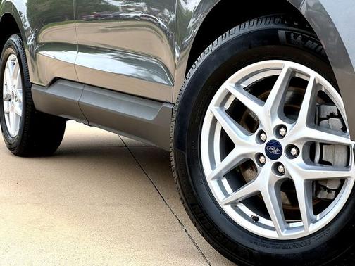 CARBONIZED GRAY 2021 Ford Edge SEL