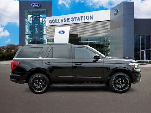 AGATE BLACK METALLIC 2024 Ford Expedition TIMBERLINE