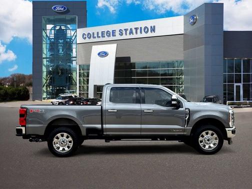 CARBONIZED GRAY 2025 Ford F-250 LARIAT