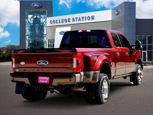 2017 Ford F-350 KING RANCH