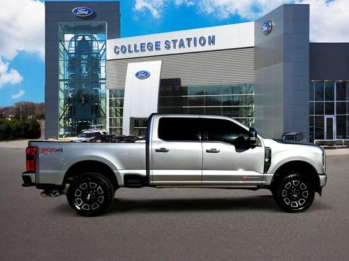 2024 Ford F-250 PLATINUM