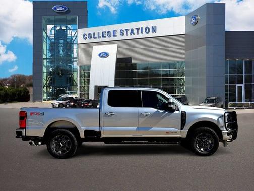 2023 Ford F-250 LARIAT