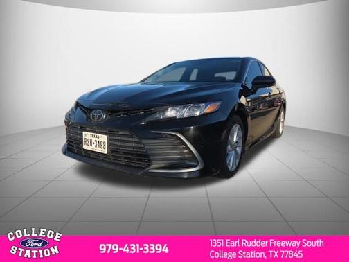 Midnight Black Metallic 2022 Toyota Camry LE