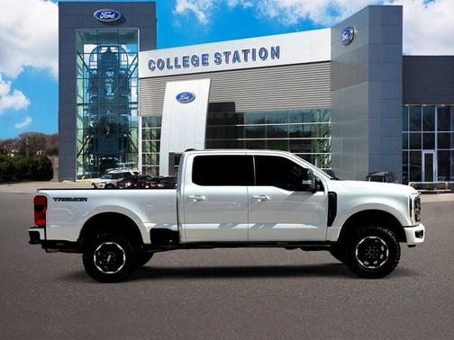 2025 Ford F-250 LARIAT