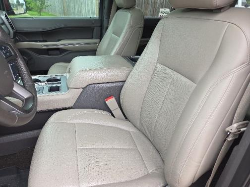 RAPID RED MET TINTED CC 2020 Ford Expedition XLT