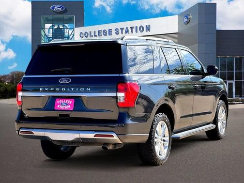 DARK MATTER GRAY METALLIC 2022 Ford Expedition XLT