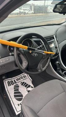 2013 Hyundai SONATA GLS