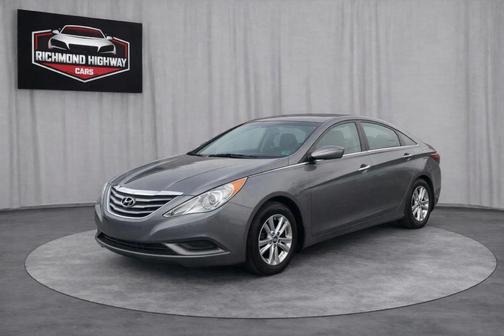 2013 Hyundai SONATA GLS