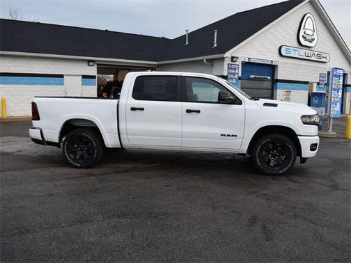 2025 RAM 1500 Big Horn/Lone Star