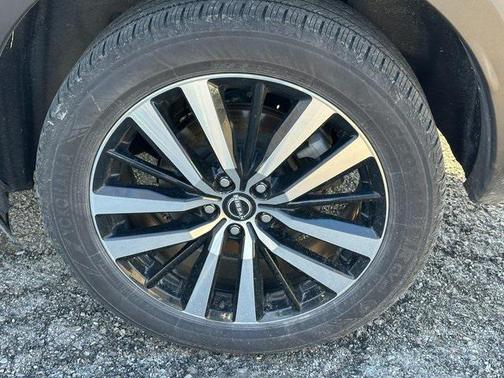 2023 Nissan Pathfinder Platinum 4WD