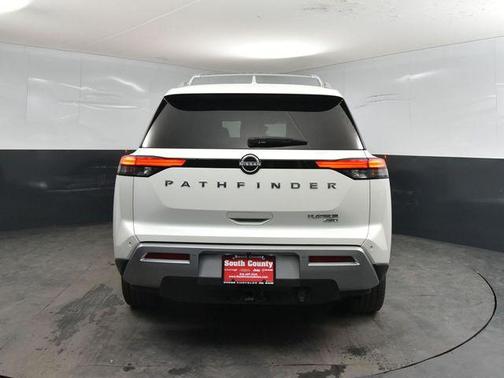 2023 Nissan Pathfinder Platinum 4WD