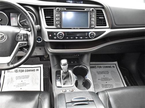 2017 Toyota Highlander Limited Platinum