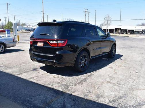 DB Black Clearcoat 2026 Dodge Durango GT Plus