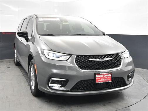 2025 Chrysler Pacifica L