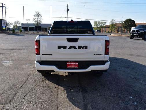 Bright White Clearcoat 2026 RAM 1500 Big Horn/Lone Star