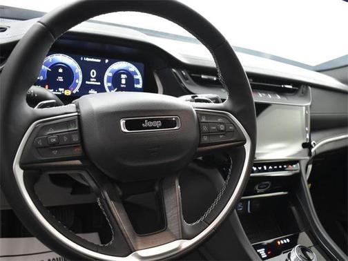 2026 Jeep Grand Cherokee Altitude