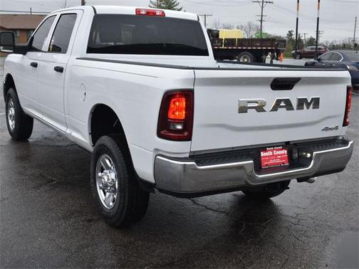 2025 RAM 2500 Tradesman Crew Cab 4x4 6'4' Box