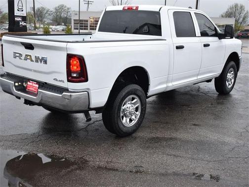 2025 RAM 2500 Tradesman Crew Cab 4x4 6'4' Box