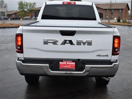 2025 RAM 2500 Tradesman Crew Cab 4x4 6'4' Box