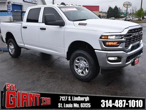 2025 RAM 2500 Tradesman Crew Cab 4x4 6'4' Box