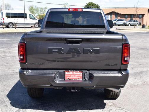 2025 RAM 2500 Big Horn Crew Cab 4x4 6'4' Box