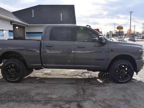 2026 RAM 2500 Laramie Crew Cab 4x4 6'4' Box