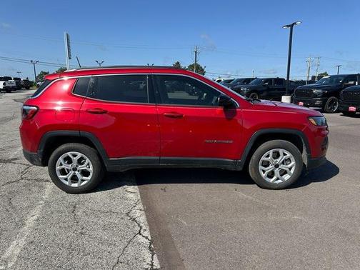 2025 Jeep Compass Latitude