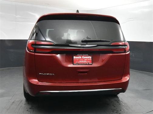 2025 Chrysler Pacifica L