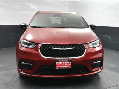 2025 Chrysler Pacifica L