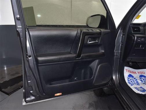 2014 Toyota 4Runner SR5