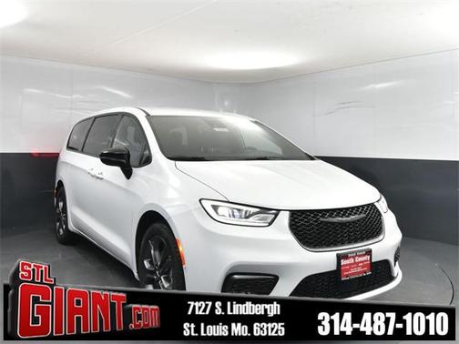 2026 Chrysler Pacifica L