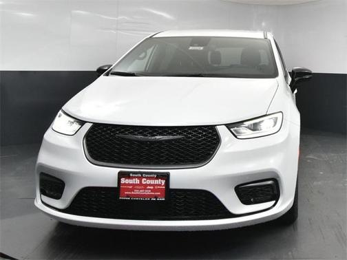 2026 Chrysler Pacifica L