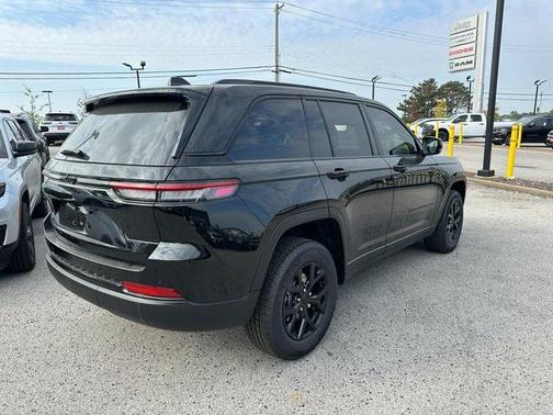 2025 Jeep Grand Cherokee Altitude
