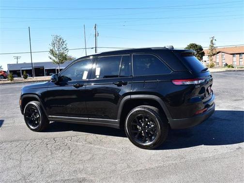 2025 Jeep Grand Cherokee Altitude