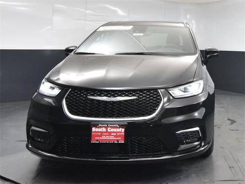 2026 Chrysler Pacifica L