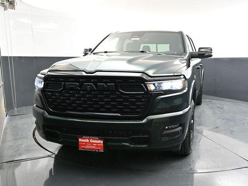 Serrano Green Metallic 2026 RAM 1500 Big Horn/Lone Star