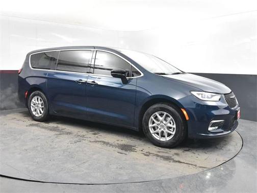 2025 Chrysler Pacifica L