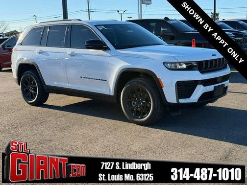 2026 Jeep Grand Cherokee Altitude