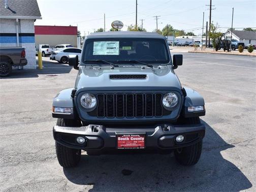 2025 Jeep Gladiator Sport