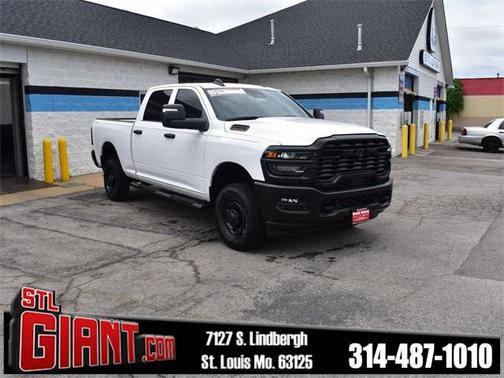 2025 RAM 2500 Tradesman Crew Cab 4x4 6'4' Box