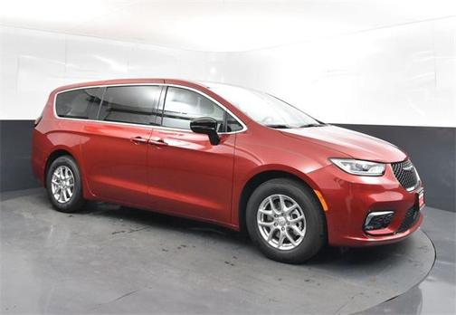 2026 Chrysler Pacifica L