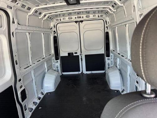 2025 RAM ProMaster 2500 Tradesman