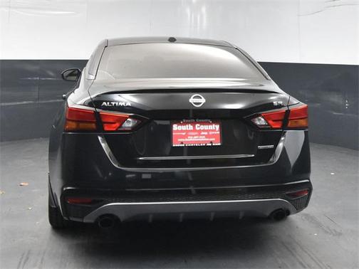 2019 Nissan Altima 2.0 SR