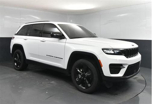 2023 Jeep Grand Cherokee Altitude