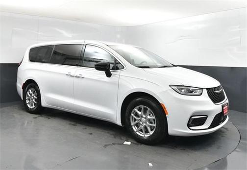 2026 Chrysler Pacifica L