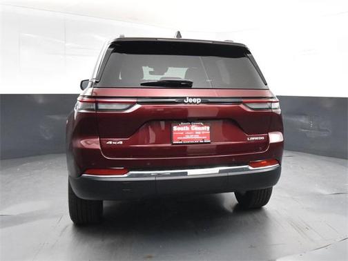2025 Jeep Grand Cherokee Laredo